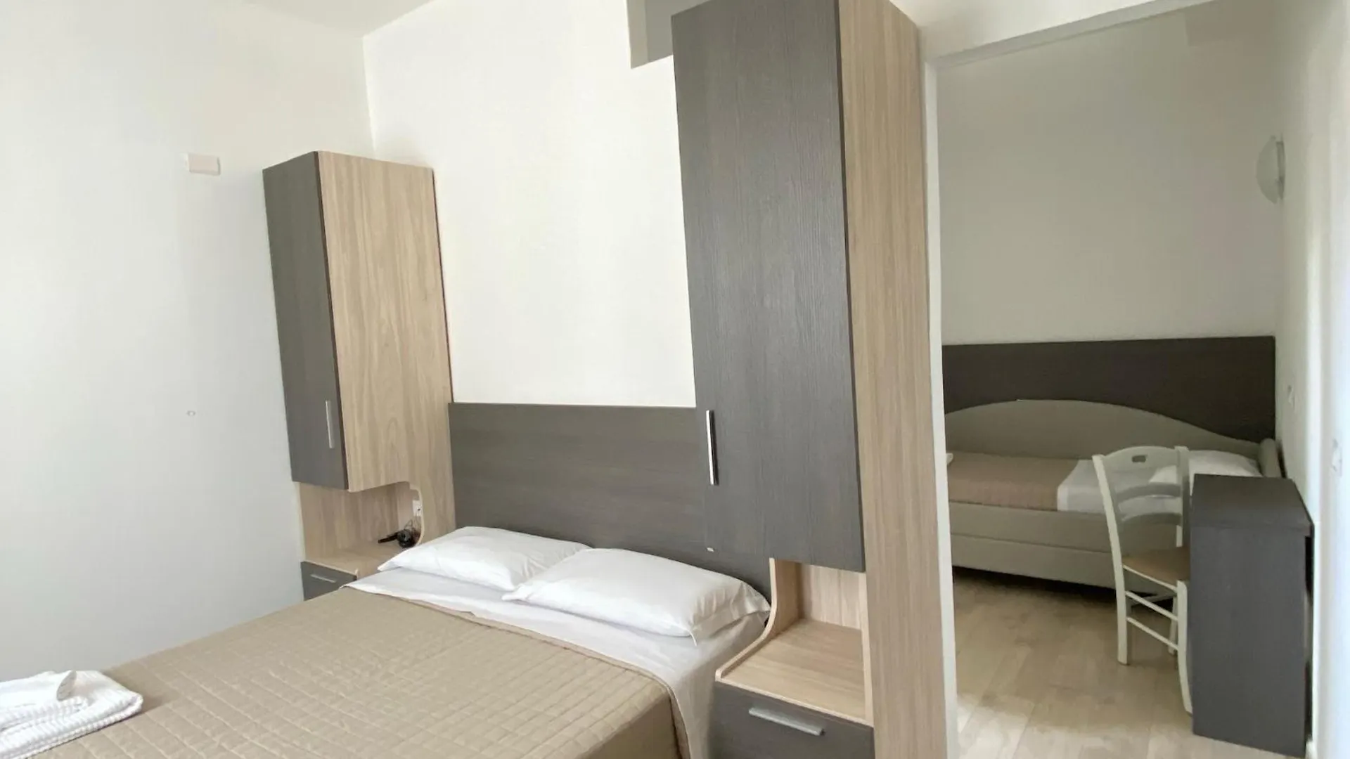 Hotel Bed And Book 리미니 이탈리아